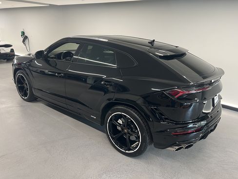 Used 2023 Lamborghini Urus S AWD/4WD image 7