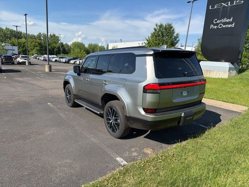 Used 2026 Lexus GX 550 w/ Cold Area Package AWD/4WD image 14