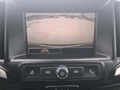 Used 2022 GMC Terrain SLE image 24