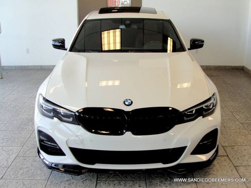 Used 2022 BMW 330i Sedan w/ M Sport Package RWD image 19