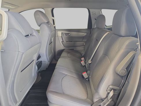 Used 2013 Chevrolet Traverse LS FWD image 16