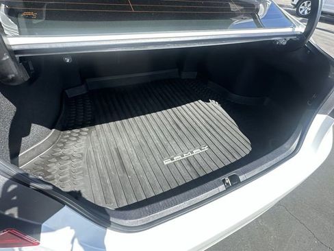 Used 2022 Toyota Camry XSE image 27