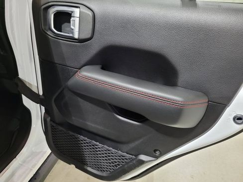 Used 2020 Jeep Wrangler Unlimited Rubicon w/ Dual Top Group image 57