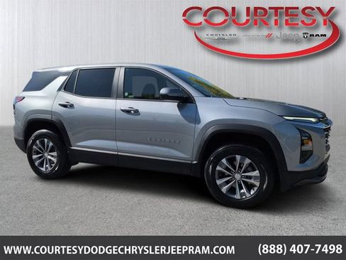 Used 2026 Chevrolet Equinox LT FWD image 1