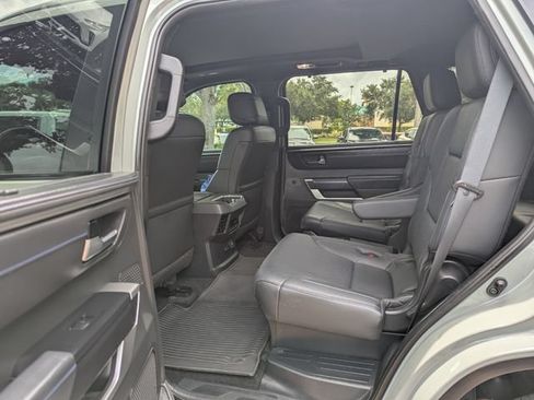 Used 2024 Toyota Sequoia Platinum AWD/4WD image 21