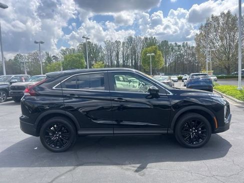Used 2024 Mitsubishi Eclipse Cross Black Edition image 4