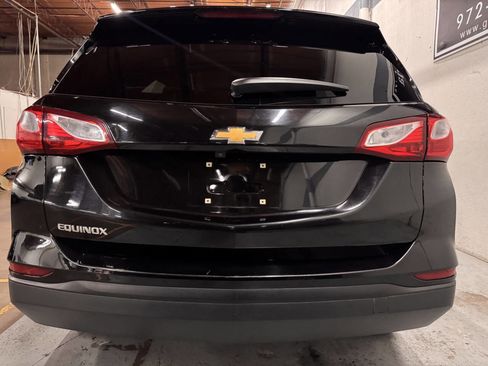 Used 2020 Chevrolet Equinox LS w/ LS Convenience Package image 7