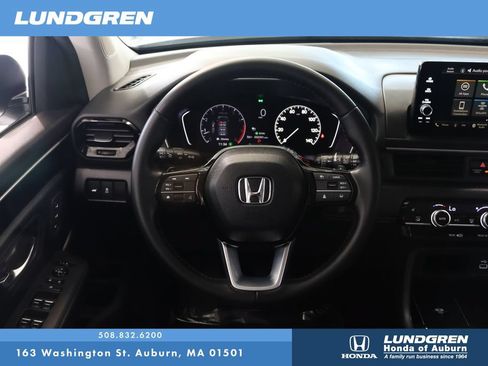 Used 2025 Honda Pilot EX-L image 20