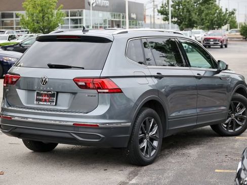 Used 2022 Volkswagen Tiguan SE AWD/4WD image 22