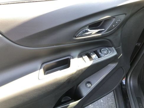 Used 2019 Chevrolet Equinox LT w/ Driver Convenience Package FWD image 20