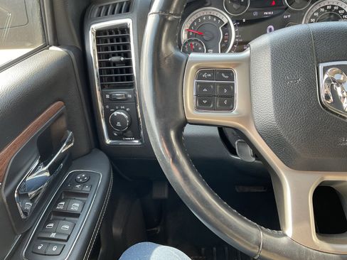 Used 2016 RAM 1500 Laramie w/ Convenience Group AWD/4WD image 25