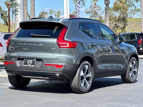 New 2026 Volvo XC40 B5 Plus w/ Protection Package Premier AWD/4WD image 5
