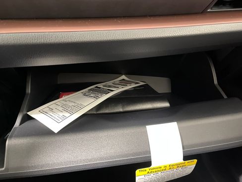 New 2026 Toyota Prius SE image 24