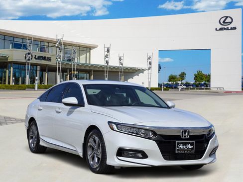 Used 2019 Honda Accord EX image 2
