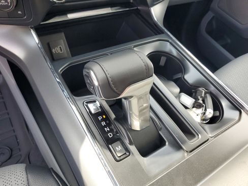 New 2025 Ford F150 Lariat w/ Equipment Group 501A Mid image 24