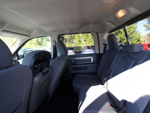 Used 2017 RAM 1500 Big Horn image 29