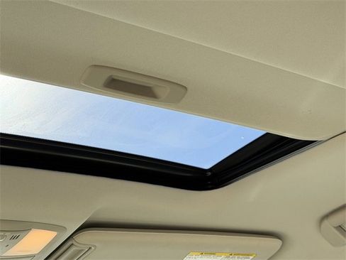 Used 2018 INFINITI QX80 4WD w/ Deluxe Technology Package image 18