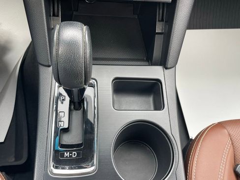 Used 2019 Subaru Outback 3.6R Touring image 34