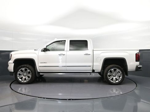 Used 2018 GMC Sierra 1500 Denali w/ Denali Ultimate Package image 4