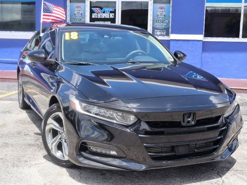 Used 2018 Honda Accord EX image 3