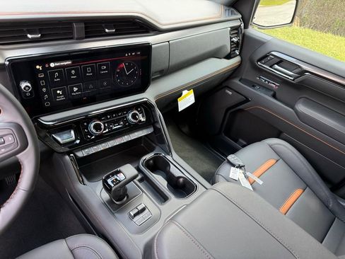 New 2026 GMC Sierra 1500 AT4 w/ AT4 Premium Package image 29