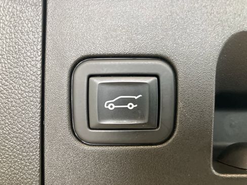 Used 2023 Cadillac XT4 Sport image 30