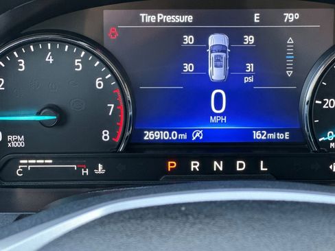 Used 2024 Ford Explorer XLT w/ Equipment Group 202A image 28