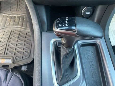 Used 2020 Dodge Charger SXT image 18
