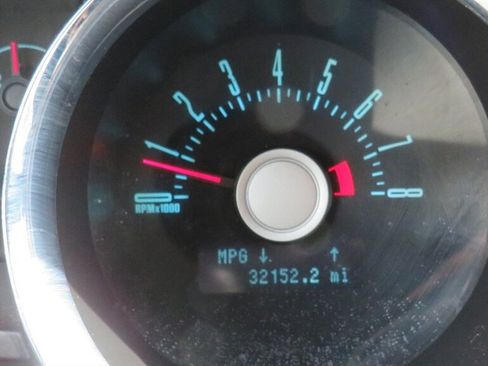 Used 2012 Ford Mustang GT image 12