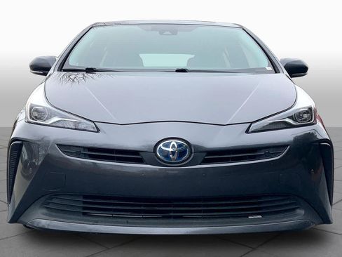 Used 2019 Toyota Prius Limited w/ Premium Convenience Package FWD image 4
