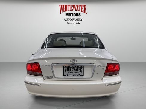 Used 2003 Hyundai Sonata GLS FWD image 3