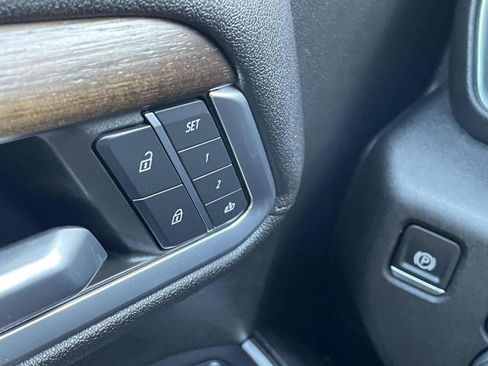 Used 2024 Chevrolet Silverado 2500 High Country w/ High Country Premium Package AWD/4WD image 30