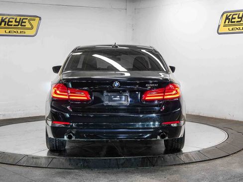 Used 2018 BMW 530i RWD image 3
