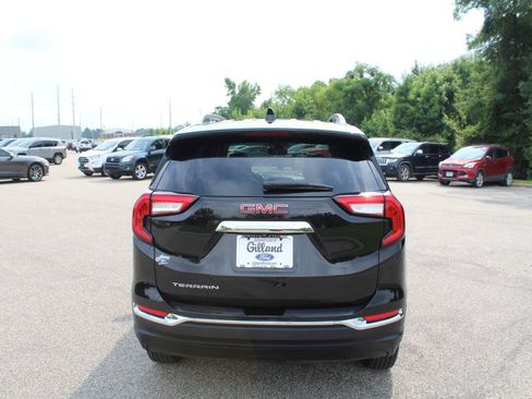 Used 2022 GMC Terrain SLT w/ Infotainment Package II FWD image 7