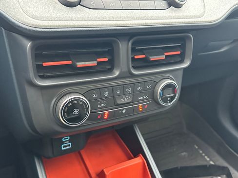 Used 2022 Ford Maverick XLT w/ Equipment Group 300A Standard image 14