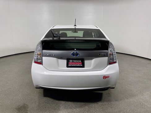 Used 2015 Toyota Prius Prime Plug-In Hybrid FWD image 4