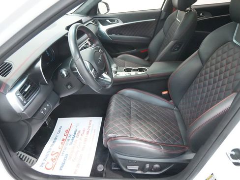 Used 2023 Genesis G70 3.3T w/ Sport Prestige Package image 16