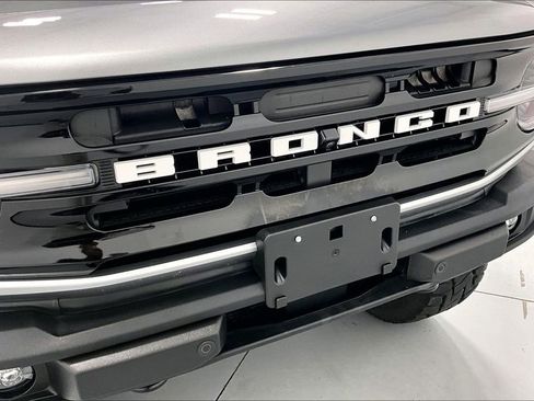 Used 2024 Ford Bronco Outer Banks AWD/4WD image 30