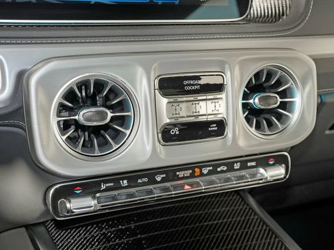 Used 2025 Mercedes-Benz G 550 image 26