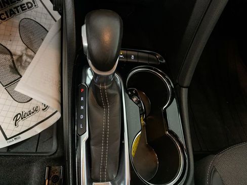 Certified 2023 Buick Encore GX Select image 19