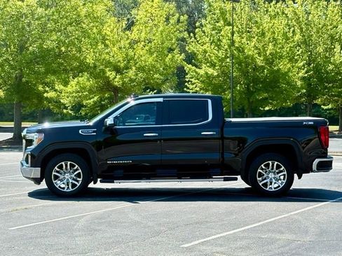 Used 2021 GMC Sierra 1500 SLT w/ SLT Premium Plus Package AWD/4WD image 3