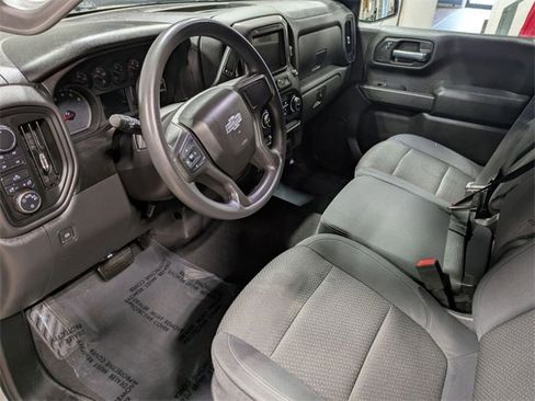 Certified 2019 Chevrolet Silverado 1500 Custom Trail Boss w/ Custom Convenience Package image 12