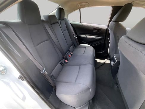Used 2025 Toyota Corolla LE FWD image 20
