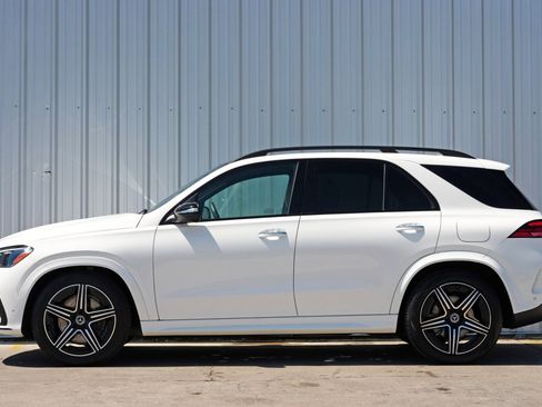 Used 2024 Mercedes-Benz GLE 450e 4MATIC image 9