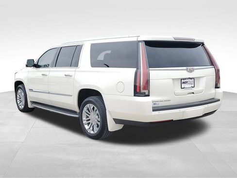 Used 2015 Cadillac Escalade ESV 4WD image 6