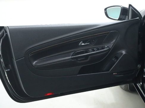 Used 2014 Volkswagen Eos Executive image 21