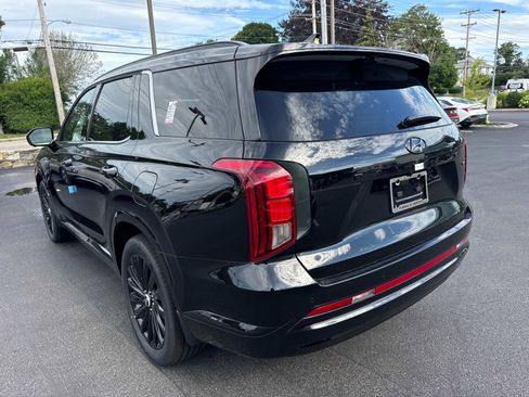 Used 2025 Hyundai Palisade Calligraphy AWD/4WD image 3