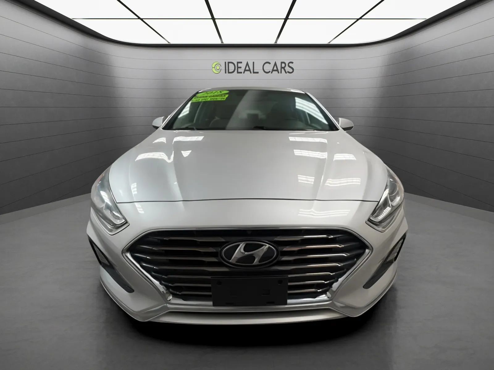 Used 2018 Hyundai Sonata SE FWD image 2