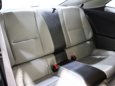 Used 2010 Chevrolet Camaro SS RWD image 24