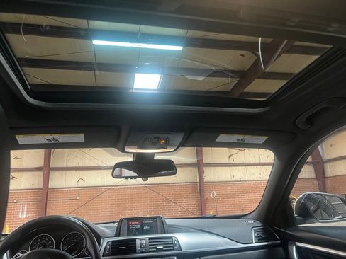 Used 2018 BMW 330i Sedan image 27